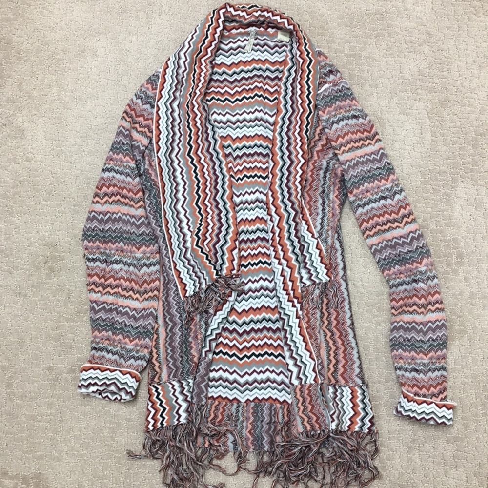 BKE Sweater - Picture 1 of 7